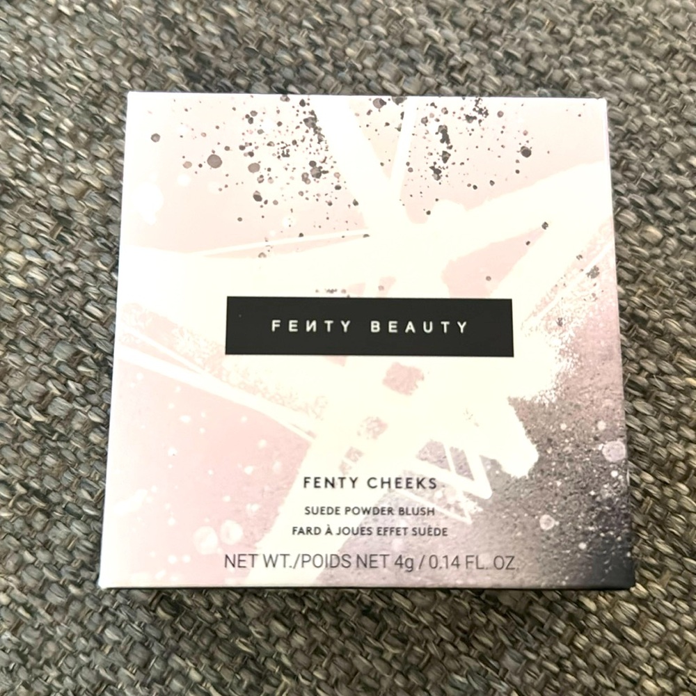 Brand new! Fenty Beauty Fenty Cheeks Suede Powder Blush - Petal Poppin